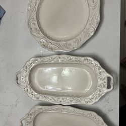 3 PCs Serving Dishes 