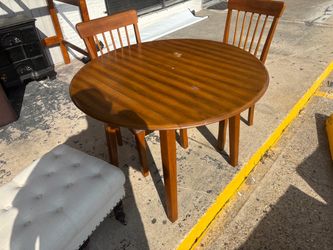 Table W/ 2 Chairs! Delivery Available!