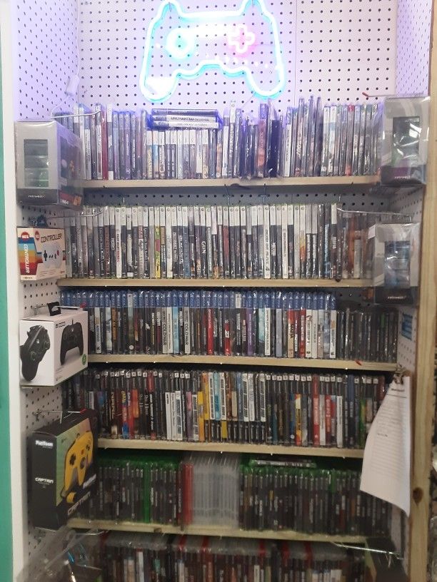 New Retro Video Games Restocked 10% off Crescent Moon Music and Collectibles