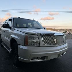 Cadillac escalade