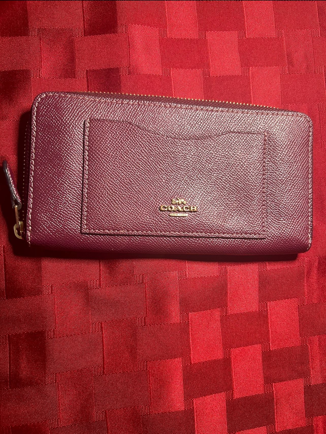 Coach zip Wallet