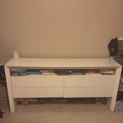 Dresser , Two End Tables 