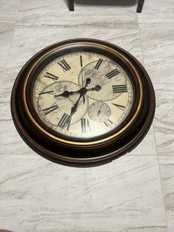 Large Vintage Style Wall Clock – Decorative World Map Design