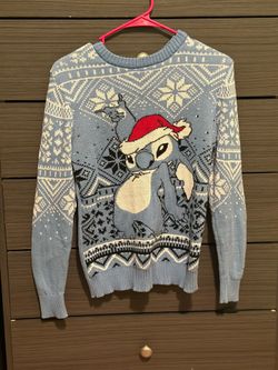 Christmas 🎄 stitch sweater