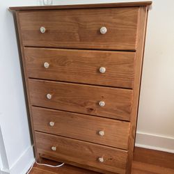 5 Drawer Dresser With Statement Knobs