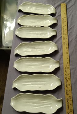 White porcelain Corn cob dishes