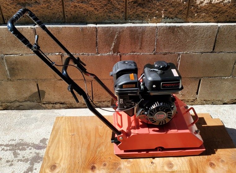 Plate Compactor 179cc 6.5 HP Central Machinery 5500 VPM