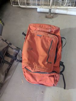 Patagonia Travel Bags Set – Medium & Large, Great Condition