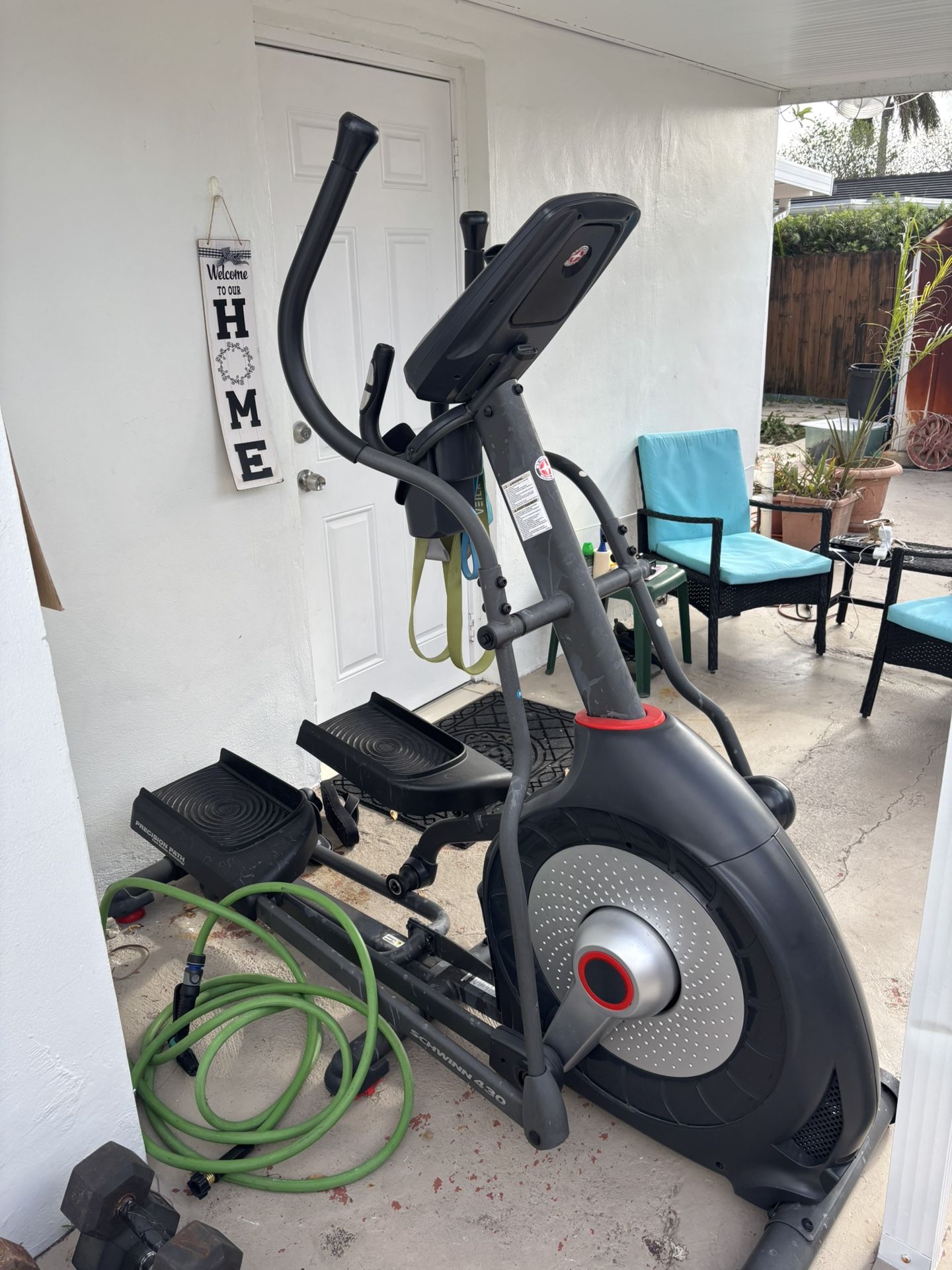 Schwinn 430 Elliptical Machine