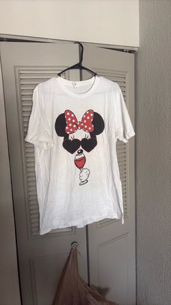 Minnie Mouse Graphic T-Shirt