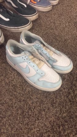 Panda Nikes