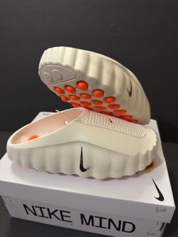 Nike Mind 001 women size 8 “ Sail “