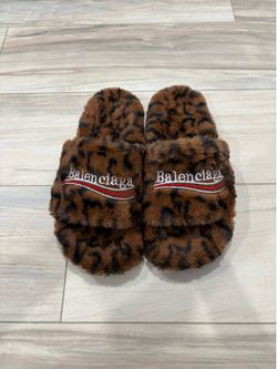 Balenciaga Fur Slides leopard print, size 10, Brand new
