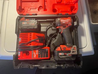 Milwaukee M18 Fuel Impact Driver Kit