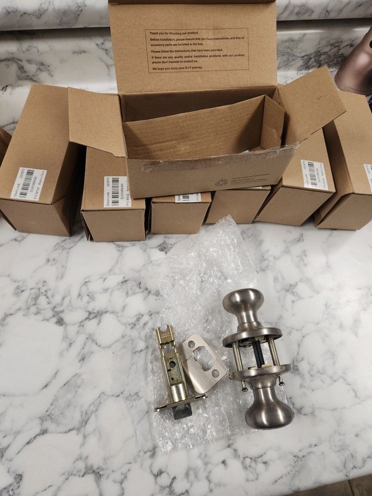 7 Door Knobs