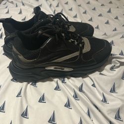 Dior B22