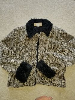 Girls stylish coat!