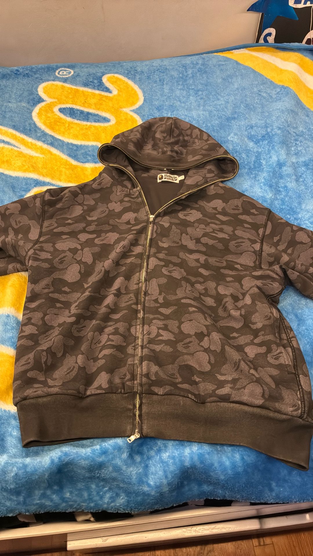 Bape Hoodie Size L