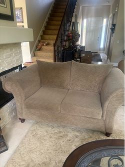 Price to sell. Couch and loveseatset