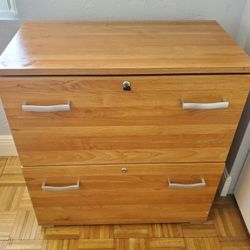 Wood Two Drawer Locking File Cabinet ( Local Pickup Only)