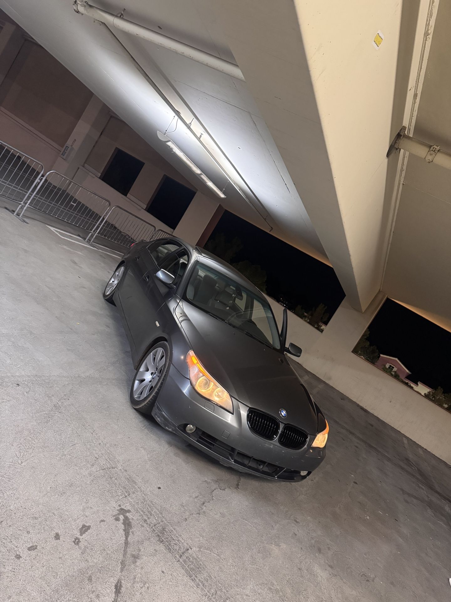 2005 BMW 530i