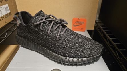 YEEZY PIRATE BLACK 350 SIZE 12