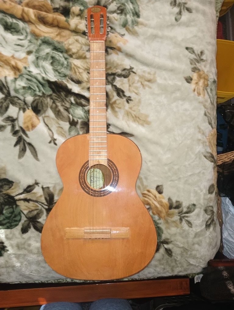 Vintage 1970 Paracho Mich Guitarras De Calidad