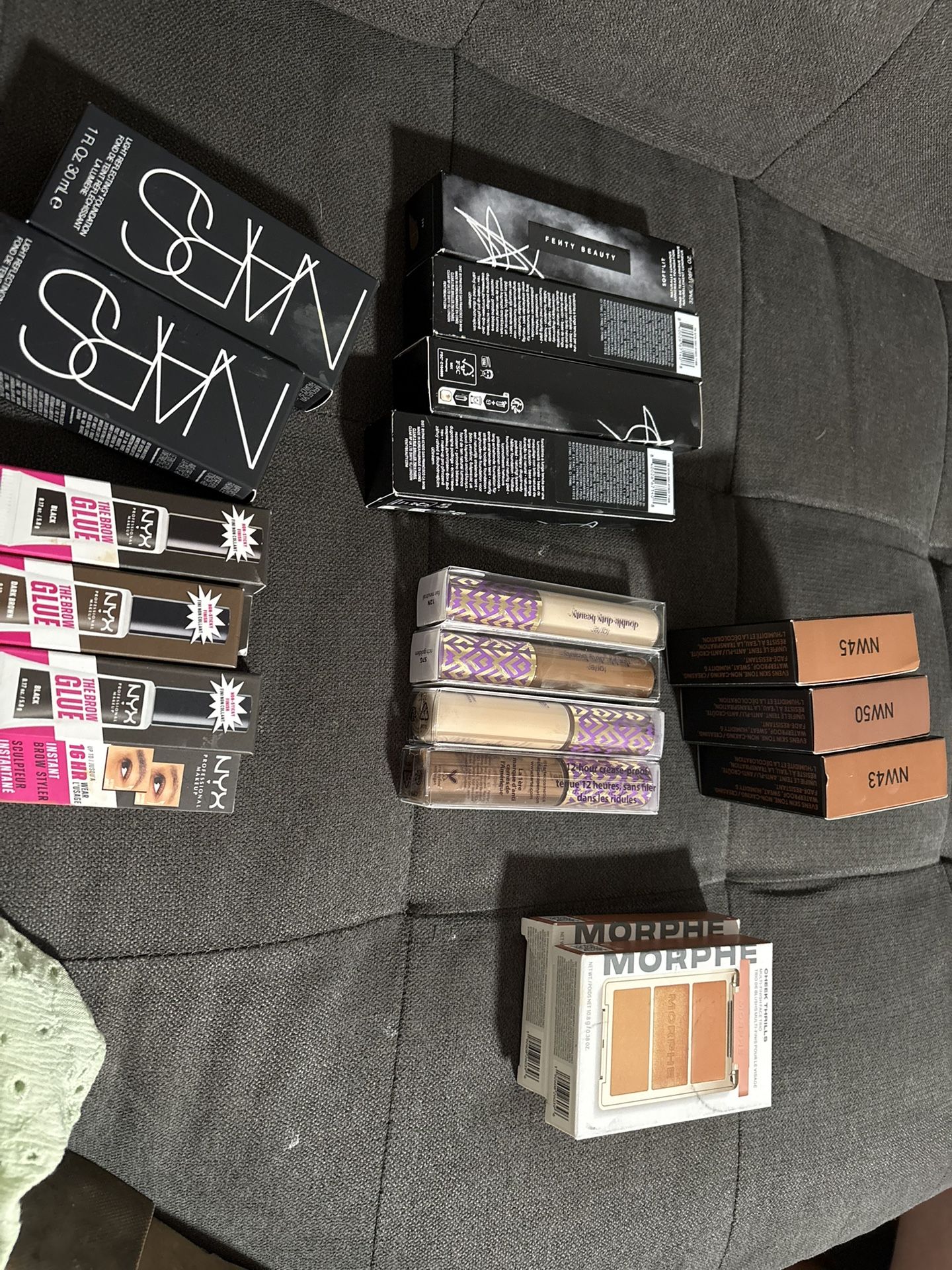 Lots Makeup