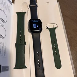 Apple Watch Series 7 (Green)