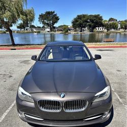 BMW 528i