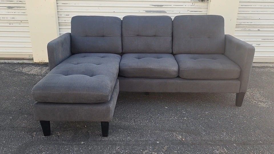 [FREE DELIVERY] Beautiful Grey L-Shaped Sectional