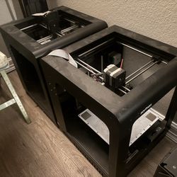 Lot Of 3D Printers 