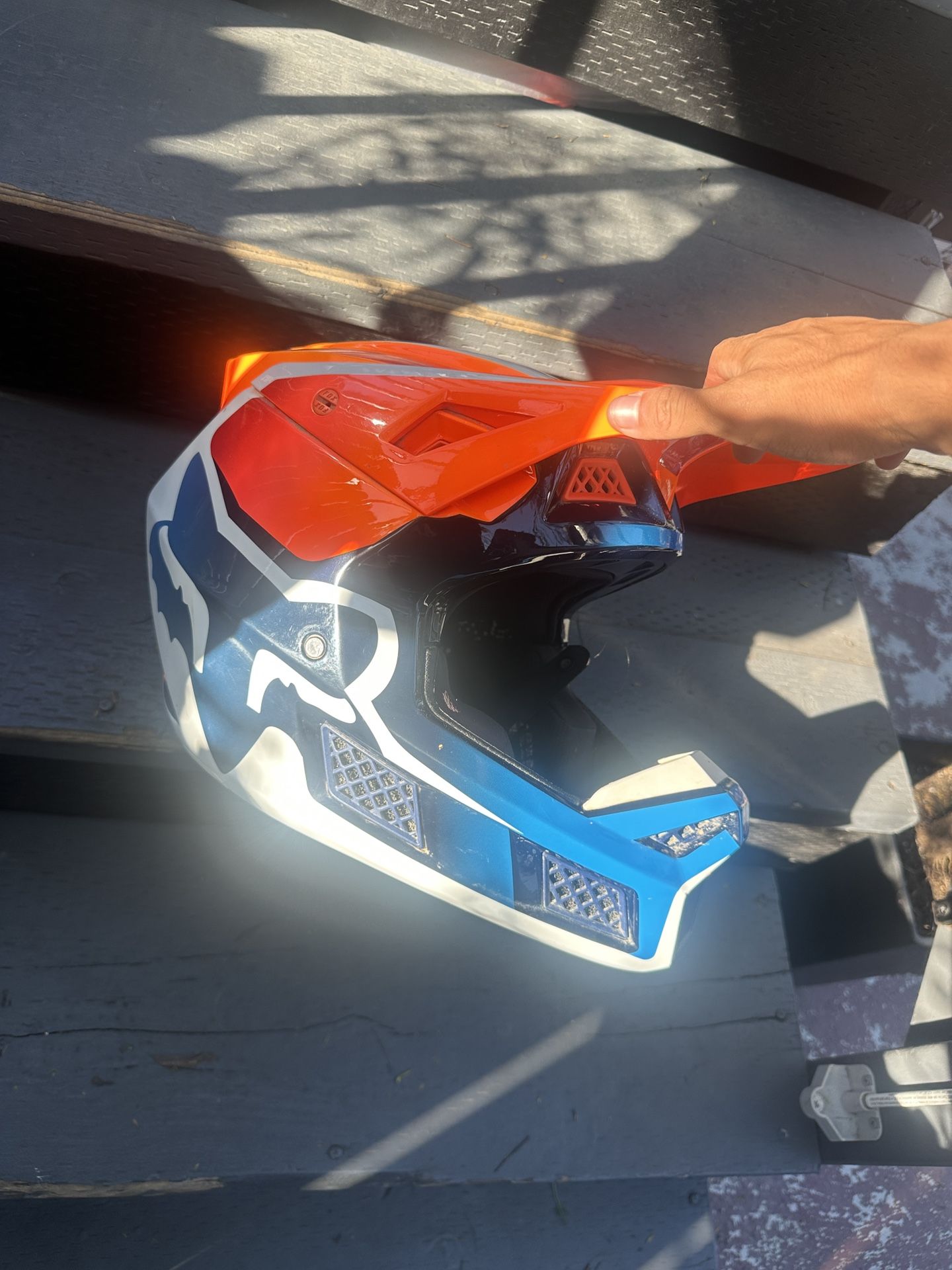 Fox V3 RS Moto Helmet