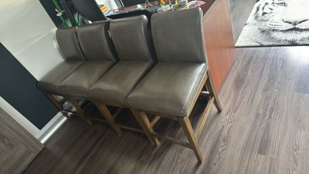 Set Of 4 Leather Chairs
