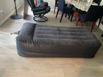 Airbed