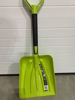 CLEARANCE Snow Shovel 11” Car Shovel Telescopic $3 Each. Or 50 For $135.