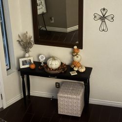 Entry Console Table And Mirror