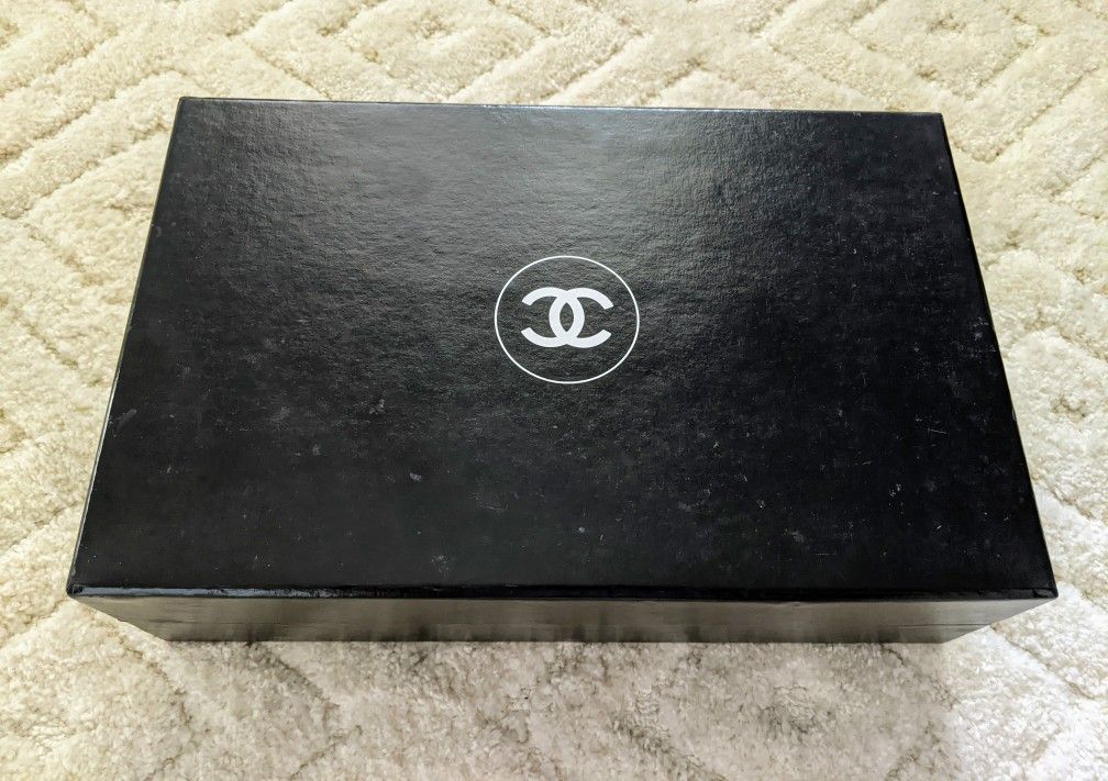 Vintage Chanel Jewelry Box