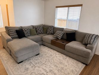 Sectional couch