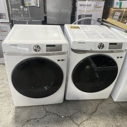 Samsung Front load Washer and Gas Dryer Set