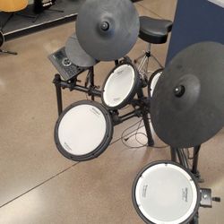 Roland Electric Drum Set V Drums TD-17