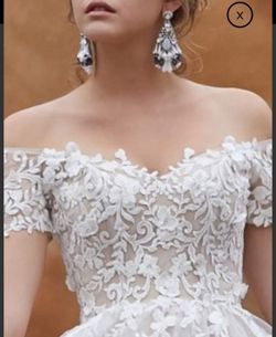 Beautiful Wedding Dress - Never used
