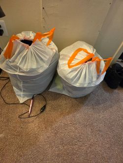 Mens clothing lot sold together