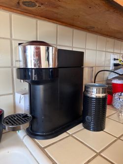 Nespresso Vertuo Next Deluxe with Aeroccino 3