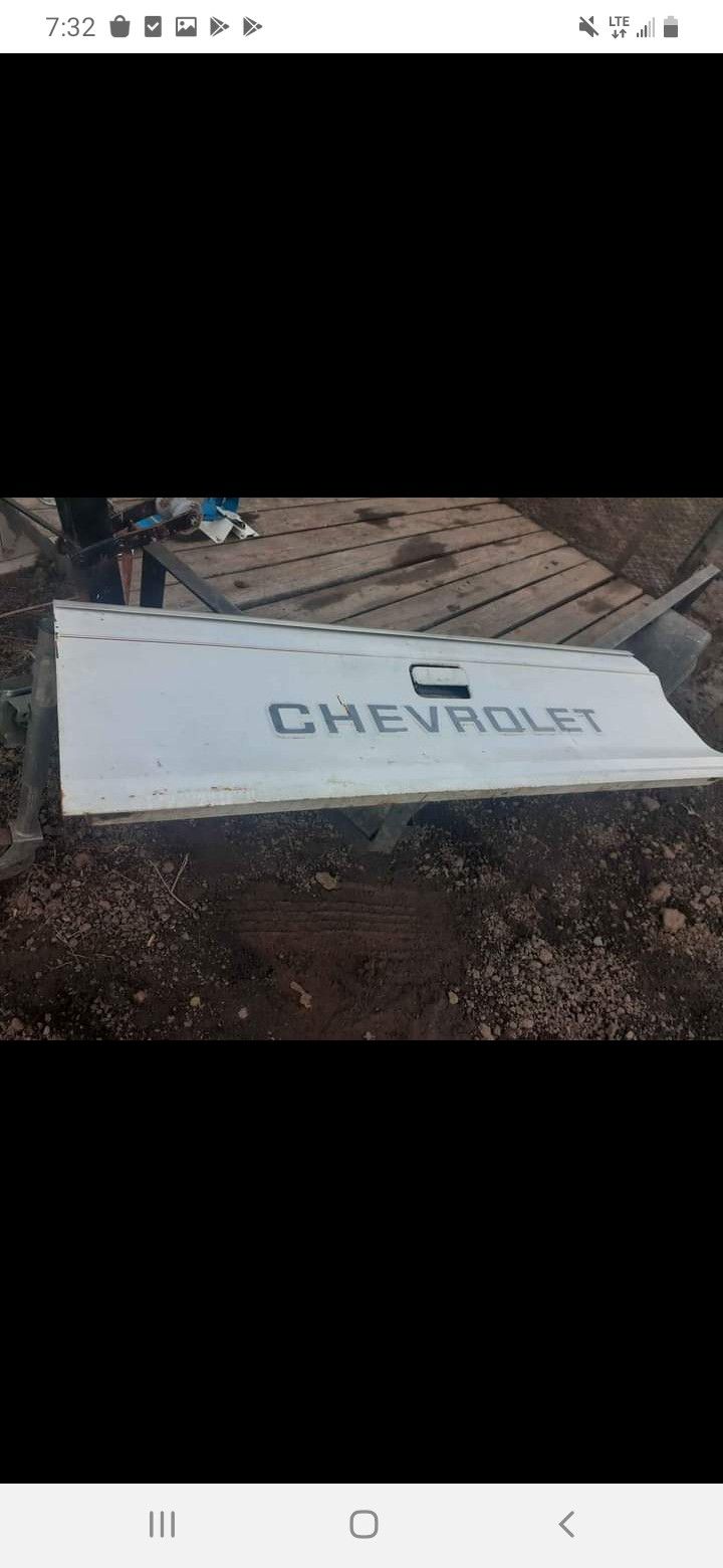 1985 Chevy S10 Tailgate