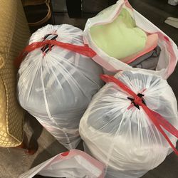4 Bags of XL Ladies clothes weightloss