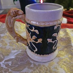 BEER STEIN VINTAGE MADE IN OCCUPIED JAPAN WITH DOG HANDLE HAND PAINTED