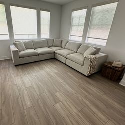 Large couch 118 x118