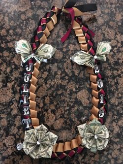 Graduation leis
