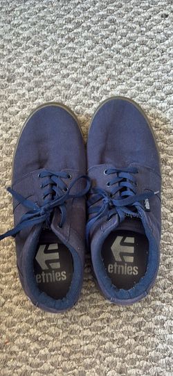 Navy Blue Etnies shoes (size 11.5)